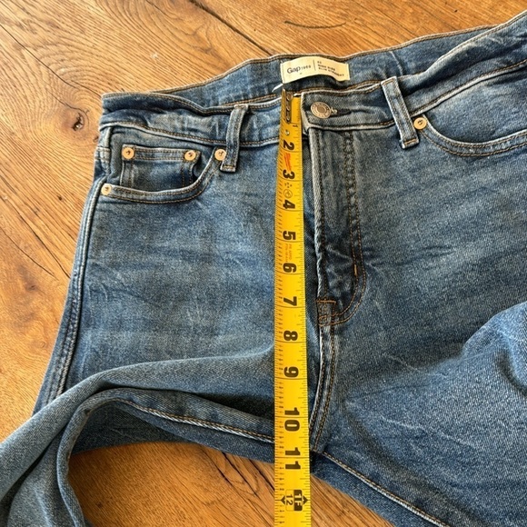 Gap Unisex size 30. High rise slim straight jeans - Picture 3 of 8